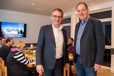 öffnet die Gallery Landtagspräsident Hendrik Hering zu Besuch